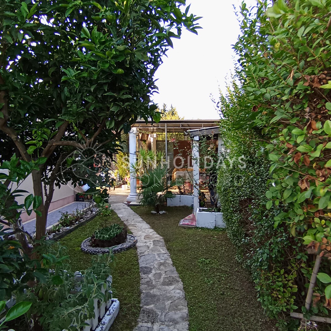 92m2-big-house-center-bar 2