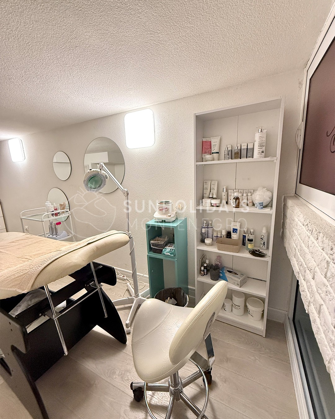 bar-center-commercial-space 3