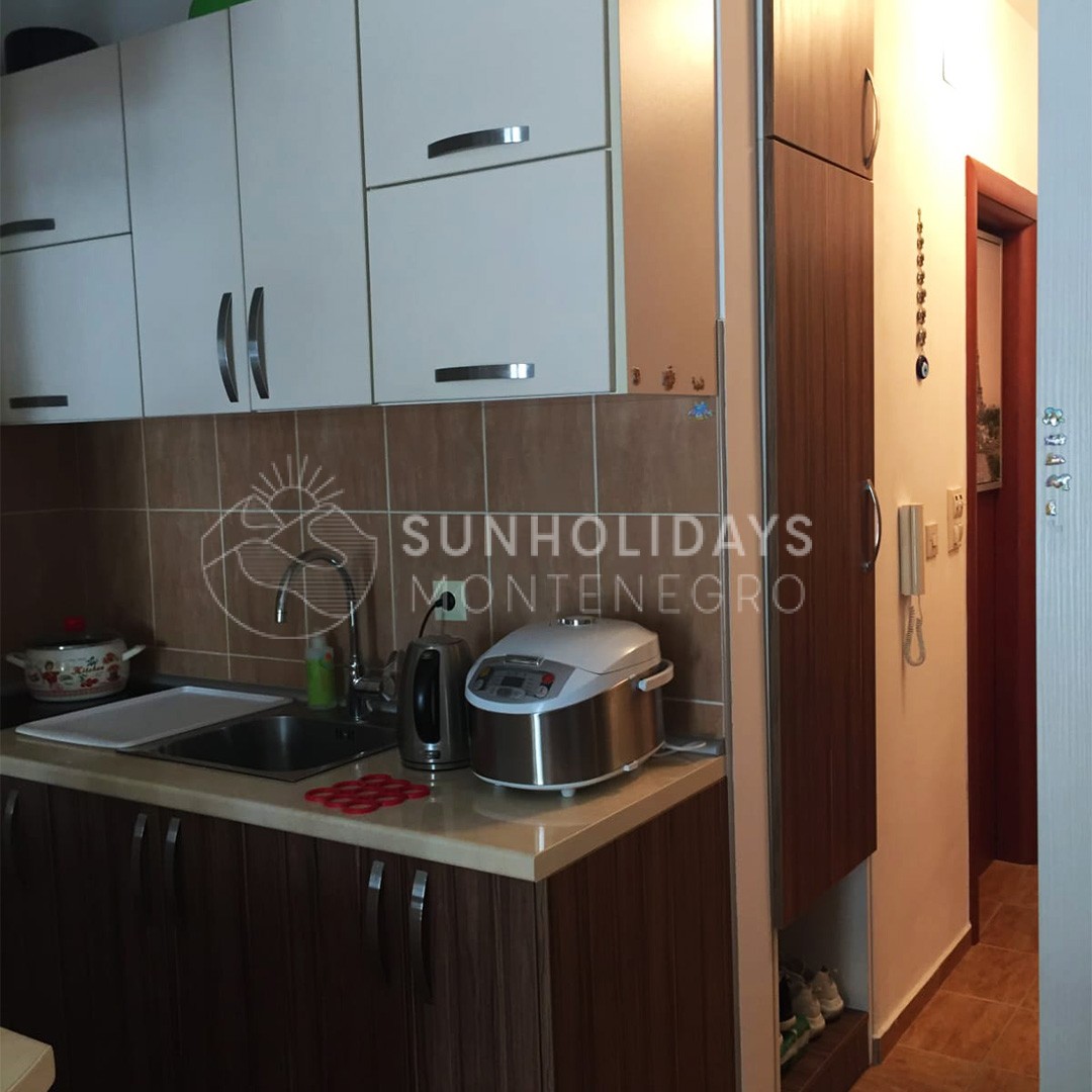 bar-ilino-studio-sold 4