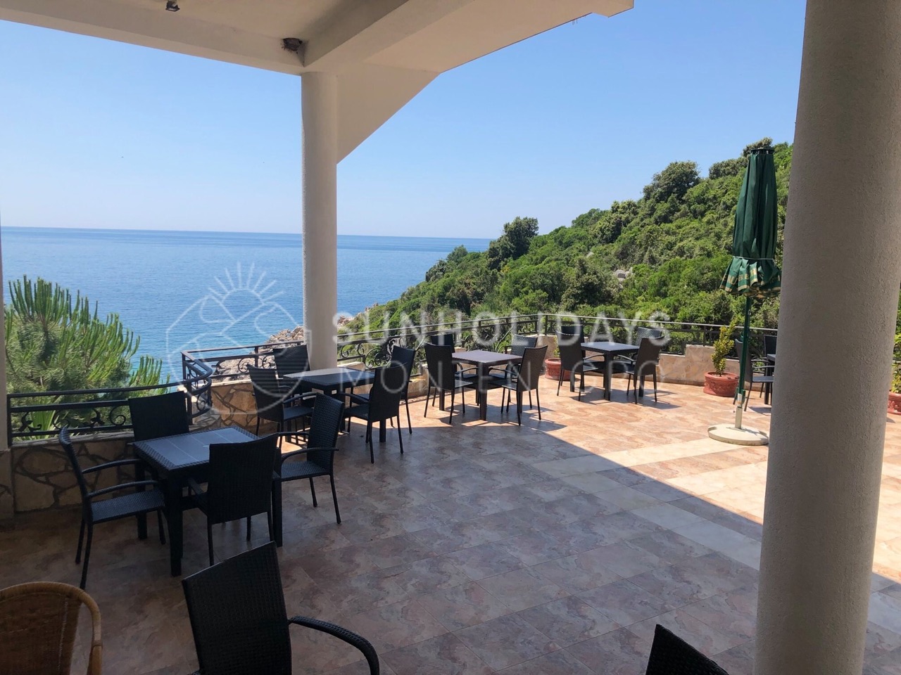 dobra-voda-seafront-hotel 4 Large