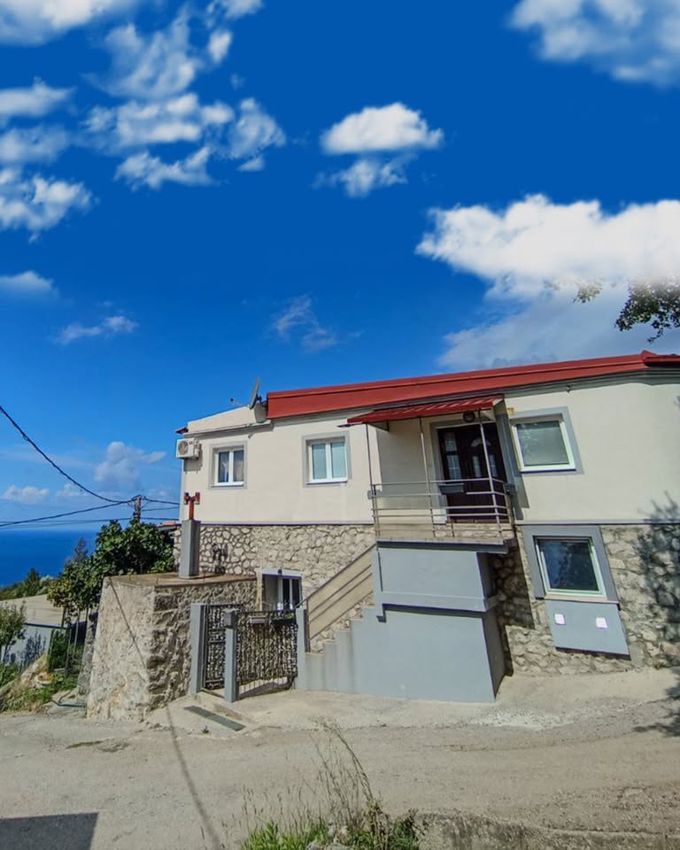 dobra-voda-stone-house