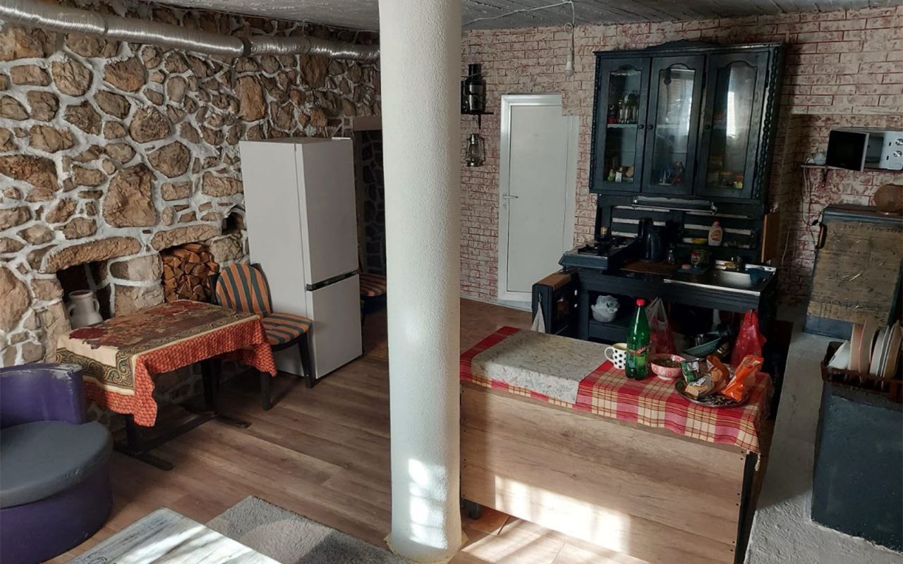 dobra_voda_stone_house_8-1 Large