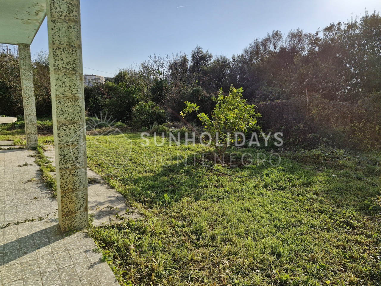 dobravoda-3floor-house-6 Large