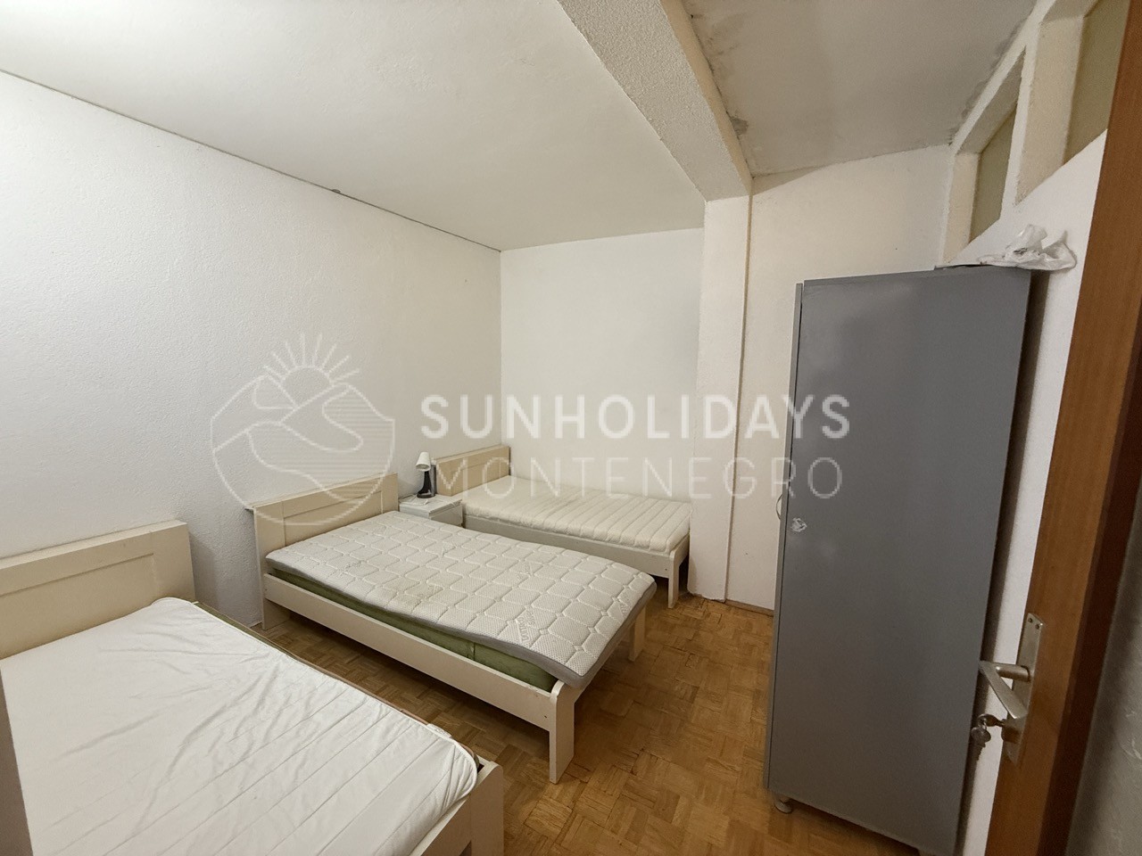 dubrava-4bedroom-2floor-house 11