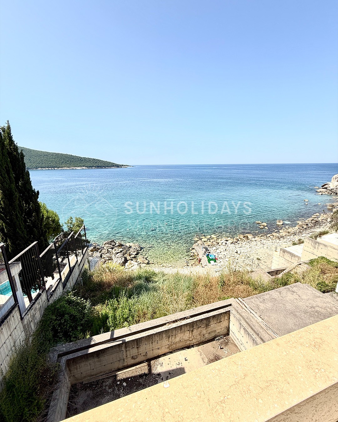 kruce-seafront-villa-luxary 4