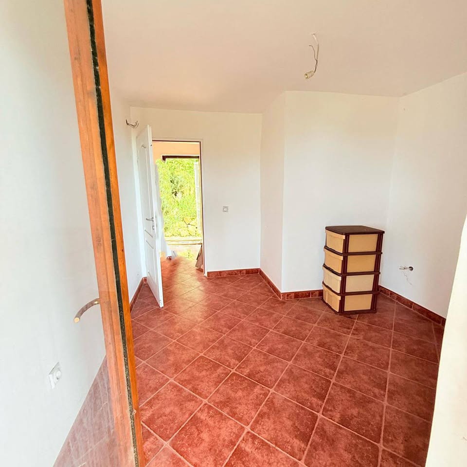 kunje-two-storey-house 4