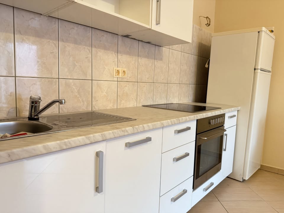 one-bedroom-rena-bar 2