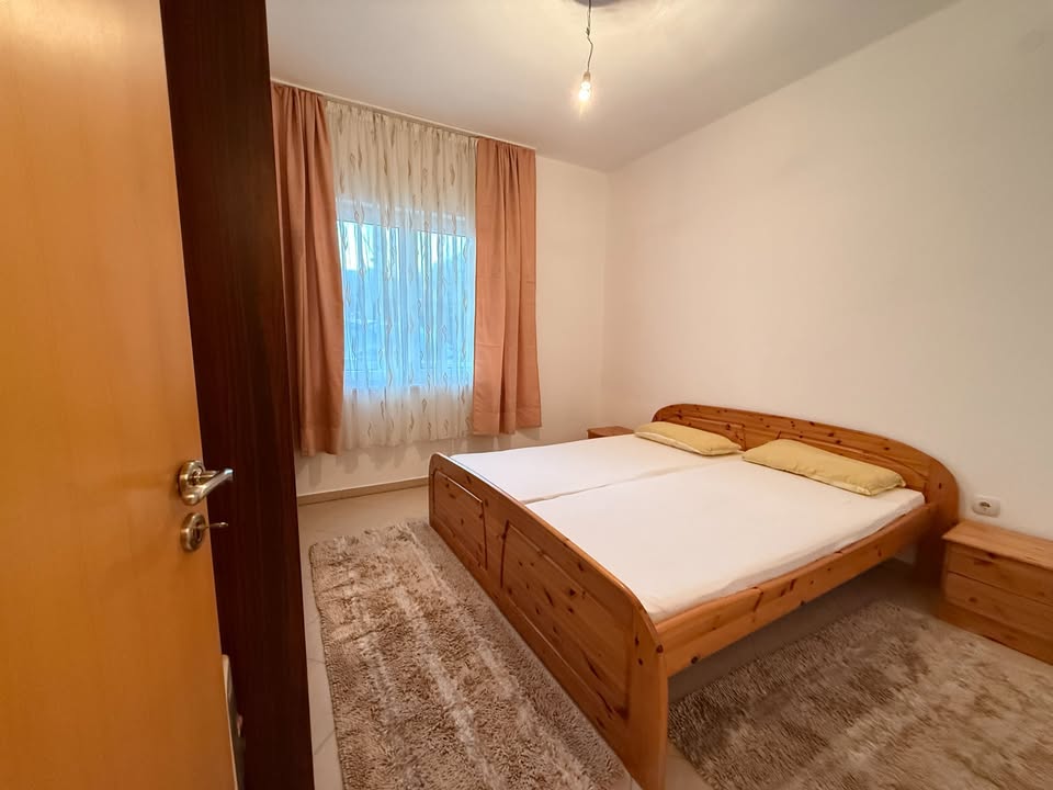 one-bedroom-rena-bar 3