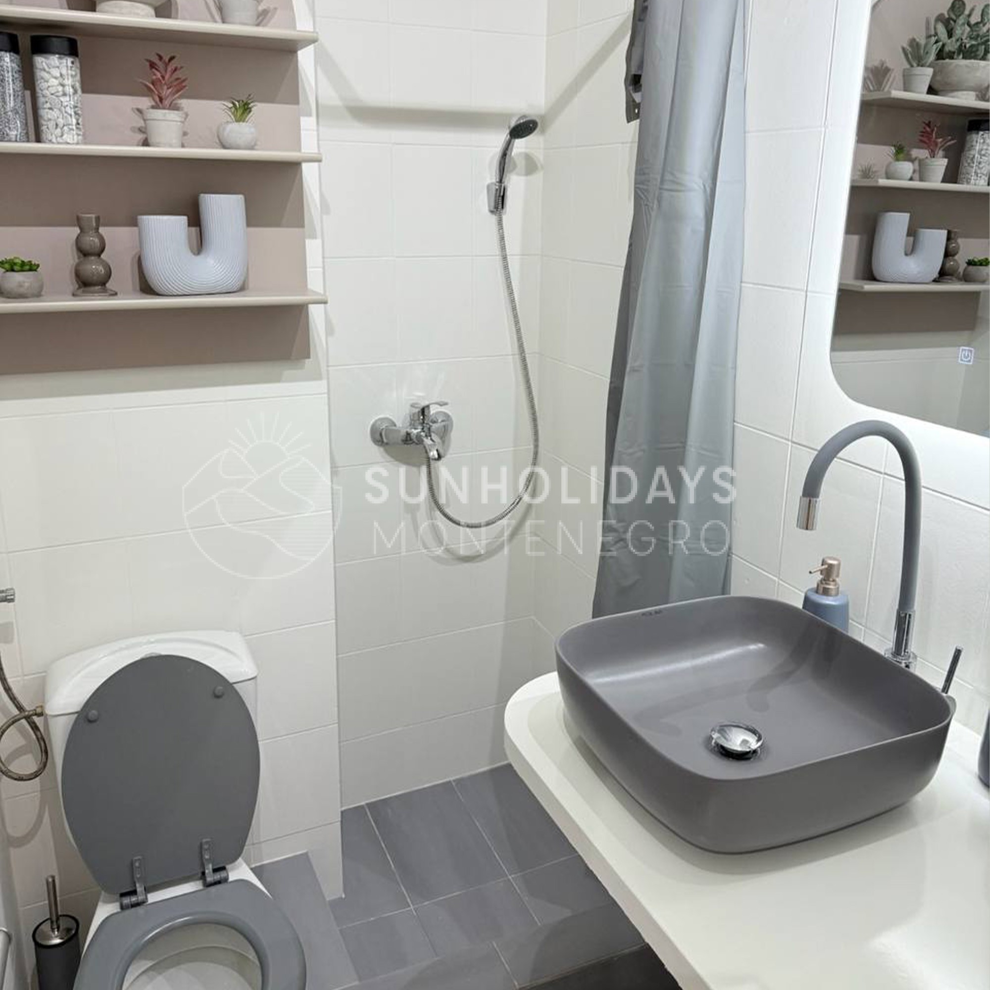 petrovac-renovated-one-bedroom 4