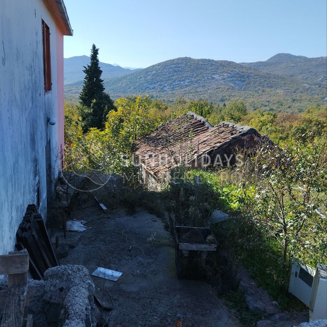 podgorica-house-with-land 4