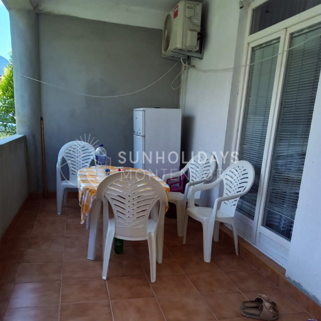 polje-2-floor-house 6