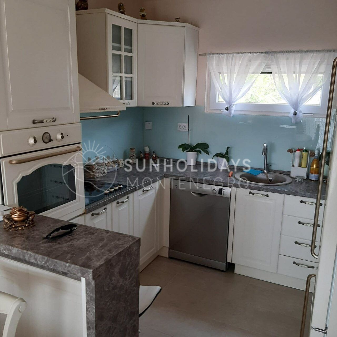 rena-2storey-house 4