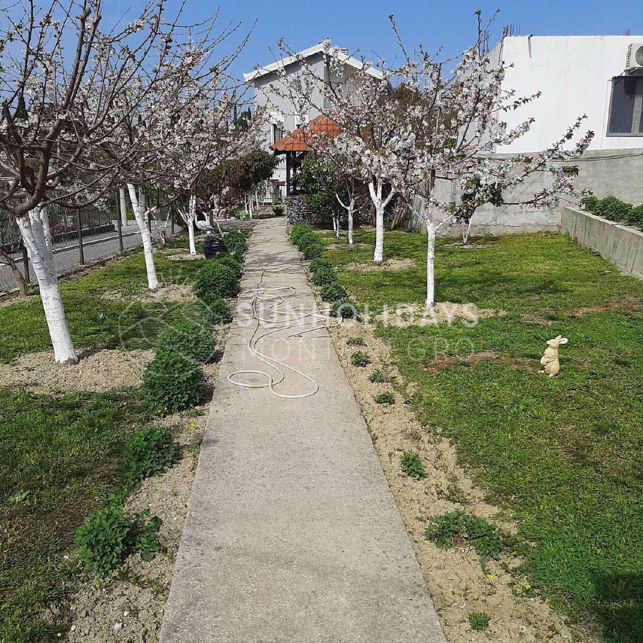 rena-2storey-house Large