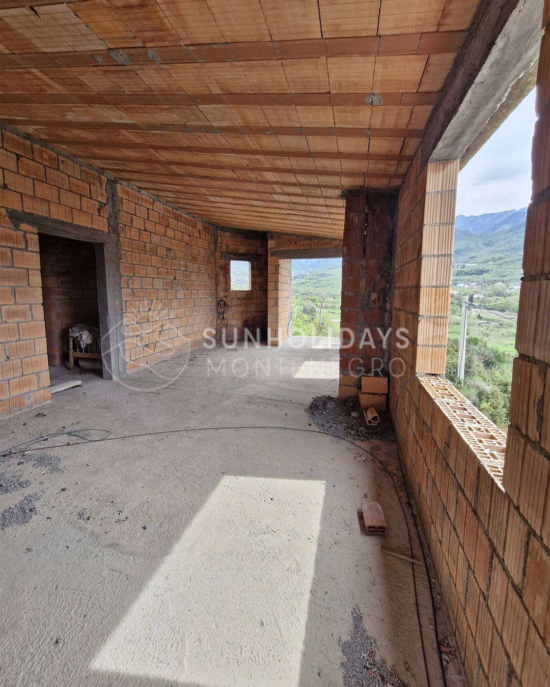 susanj-3-floor-house 2