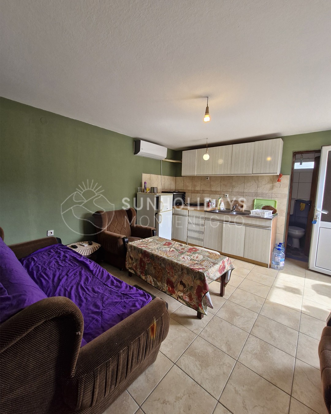 susanj-3-floor-house 9