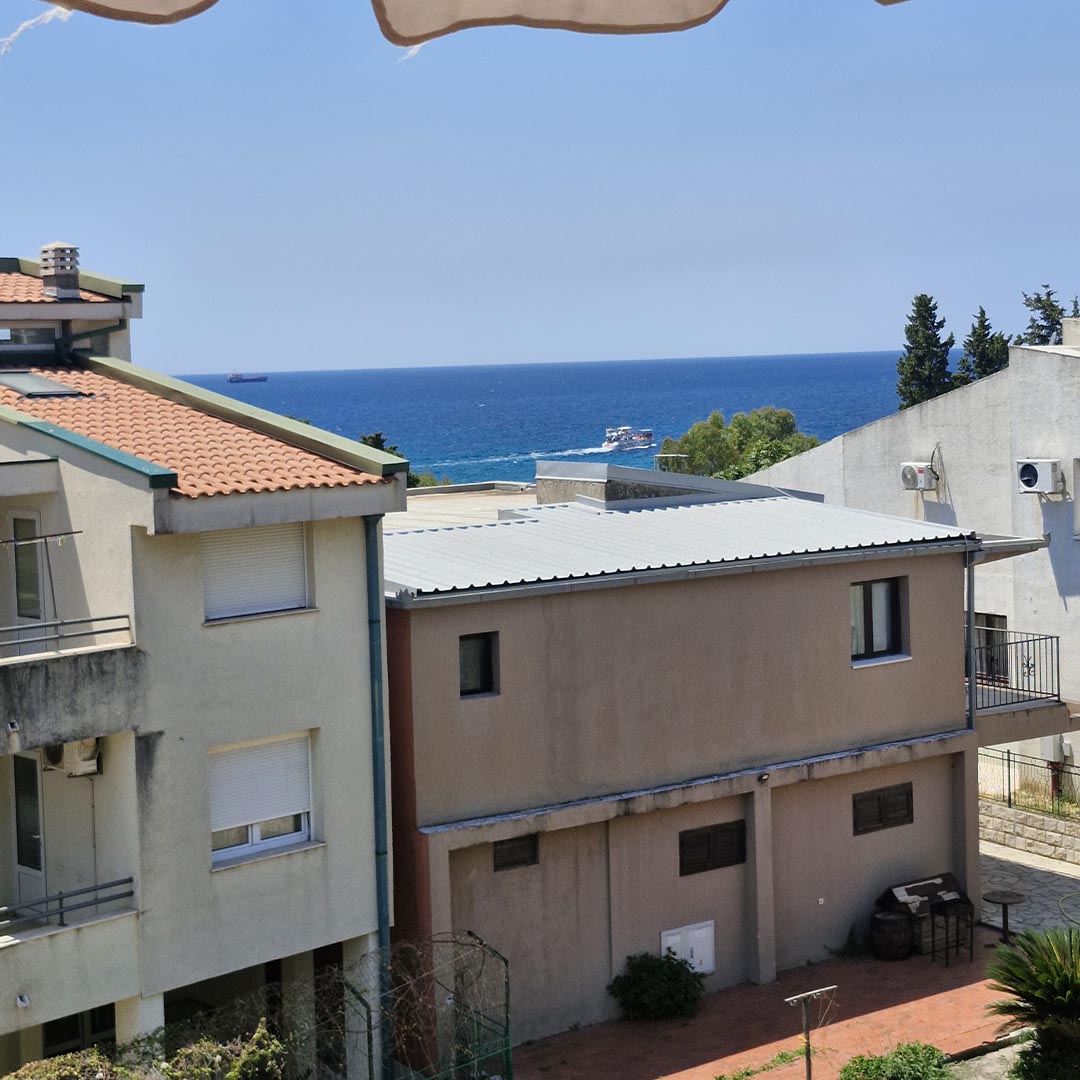 susanj-two-bedroom-apartment