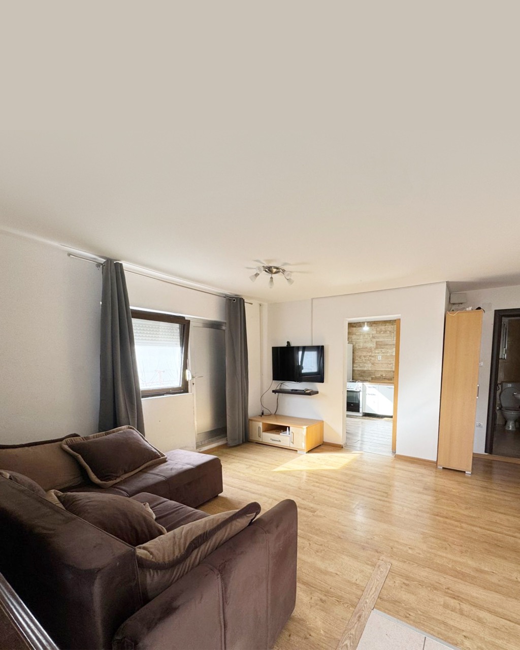 sutomore-house-4 Large