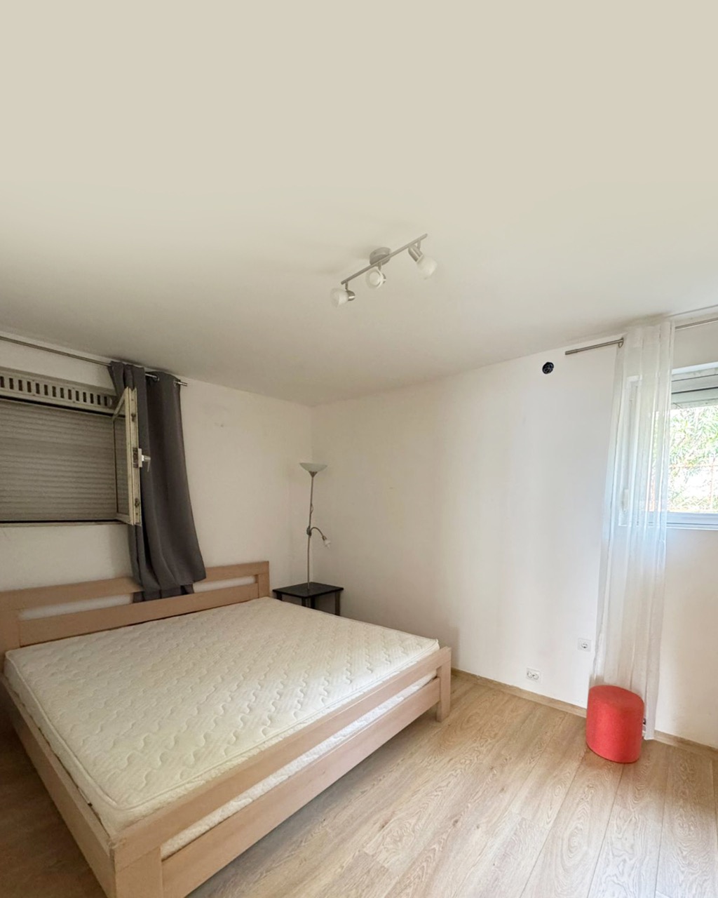 sutomore-house-5 Large