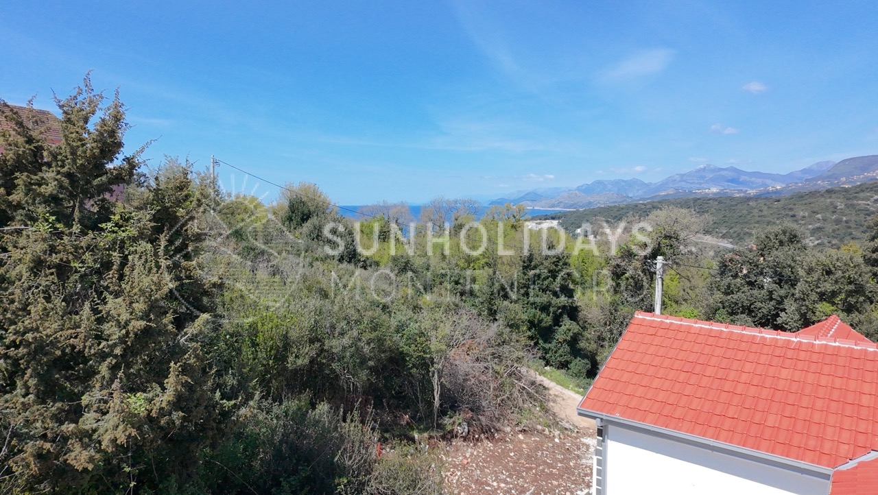 utjeha-land-227m2 2 Large