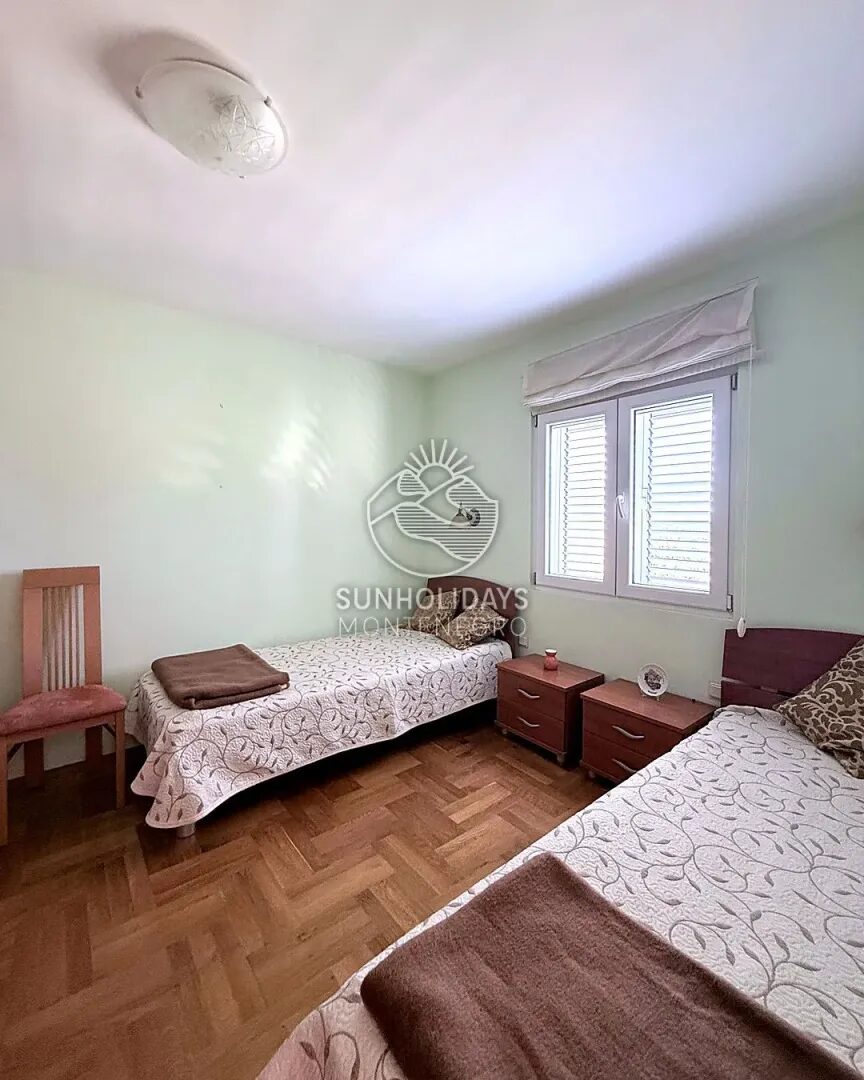 House with Sea View, Garage and Garden – Zagradje, Bar – SunHolidays Montenegro