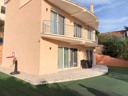 Luxury villa with panoramic sea view in Zeleni Pojas, Bar, Montenegro Luxury villa with panoramic sea view in Zeleni Pojas, Bar, Montenegro