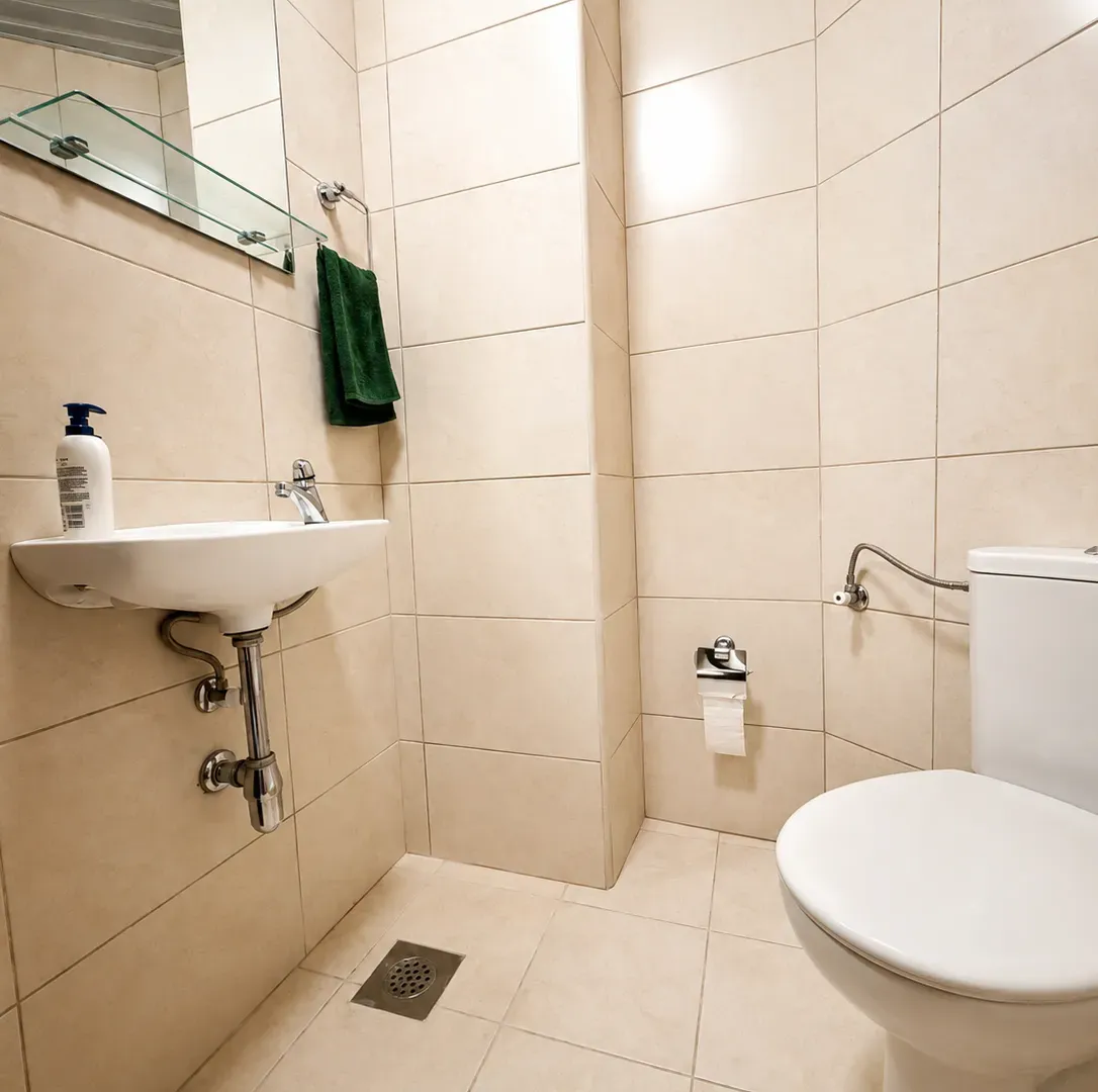 Luxury 85 m² Apartment with Panoramic Sea View, 350 m from the Sea – Bar Centre – SunHolidays Montenegro
