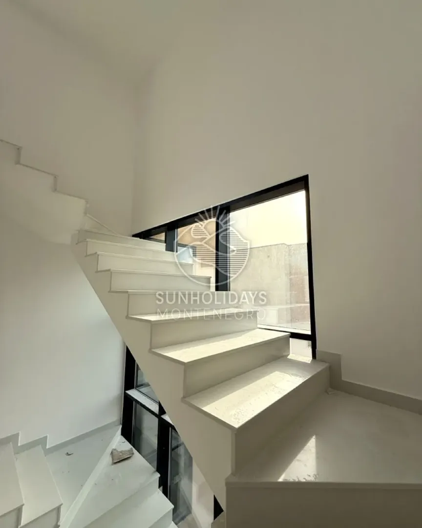 New Luxury Villa with Private Pool – Polje, Bar – SunHolidays Montenegro