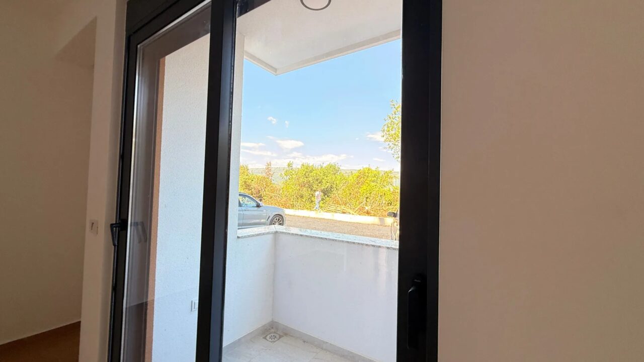 New Two-Bedroom Apartment for Tourist Rental – Pinjes, Ulcinj – SunHolidays Montenegro