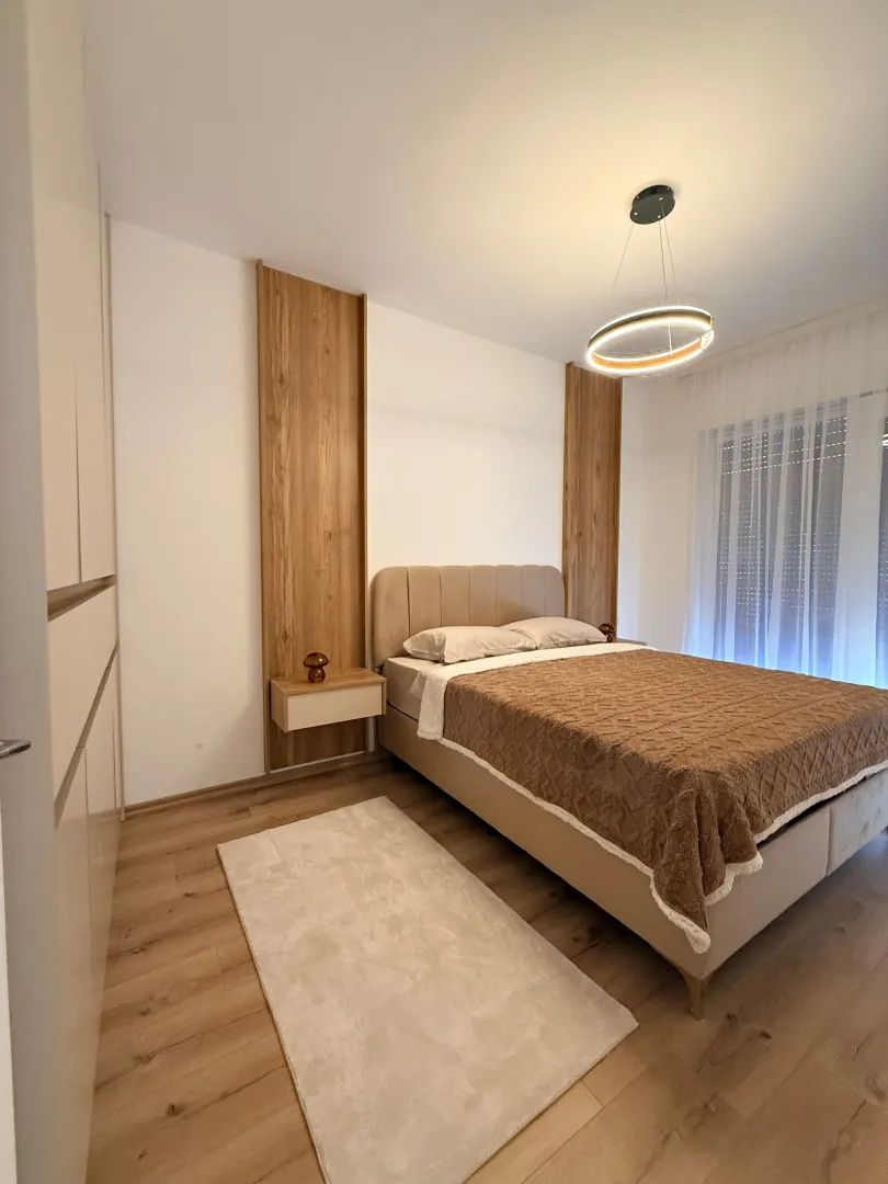 New Furnished One-Bedroom Apartment on Teuta Boulevard – Ulcinj – SunHolidays Montenegro