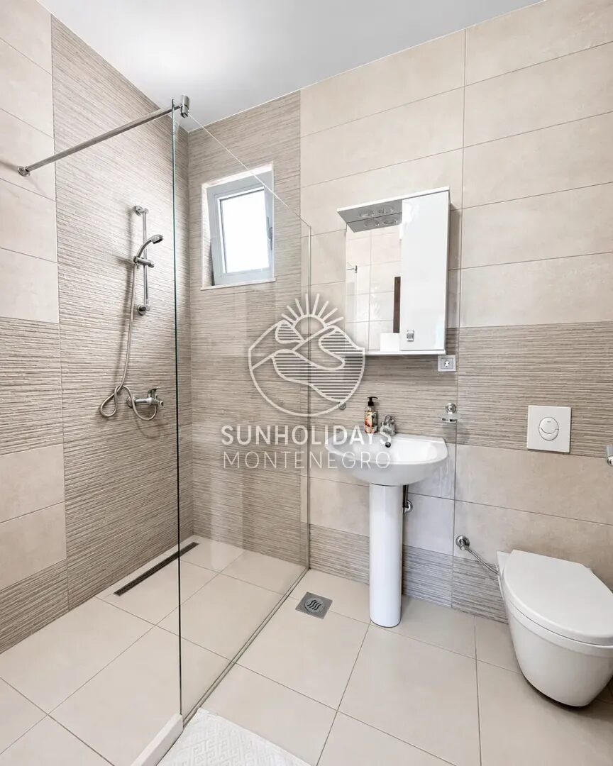 New Furnished One-Bedroom Apartment in a Complex with Pool – Ulcinj – SunHolidays Montenegro