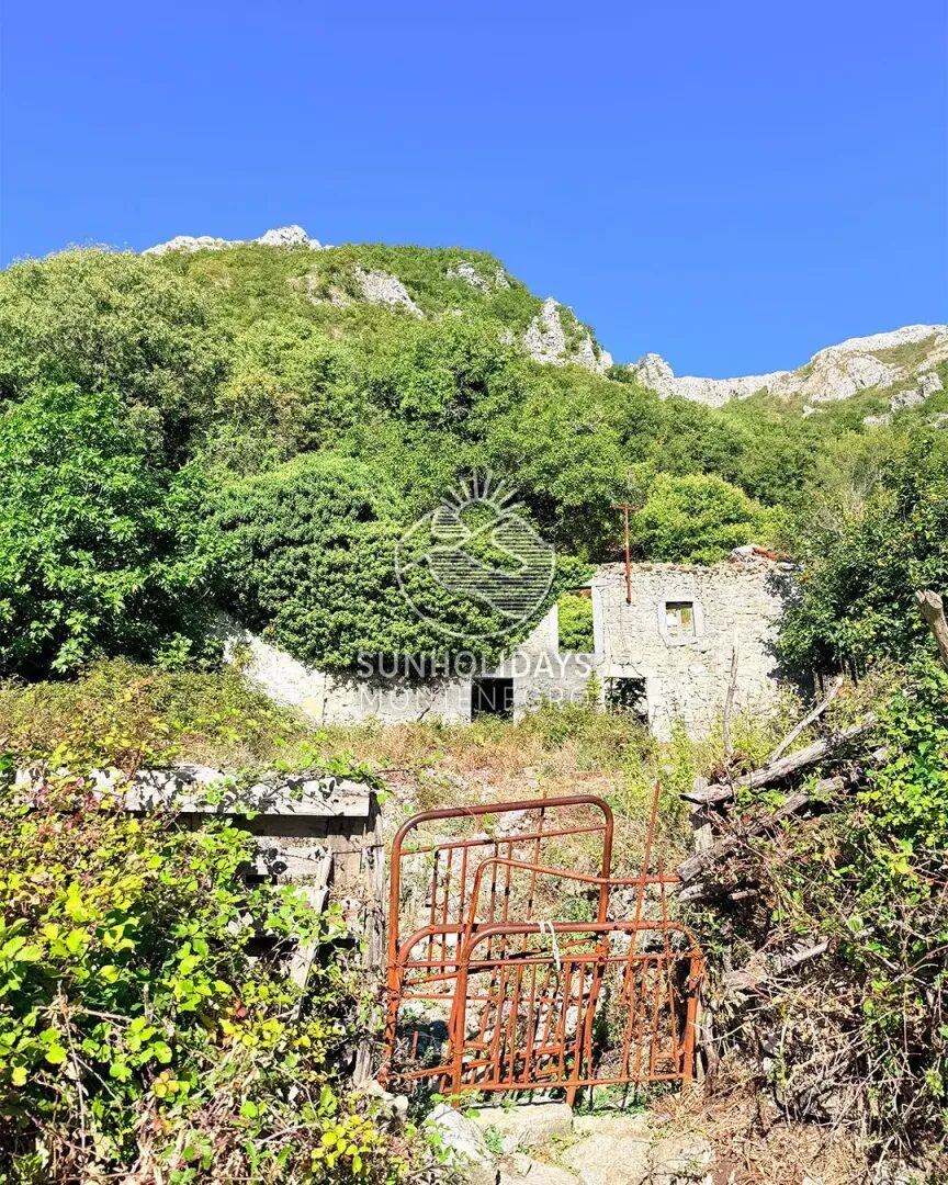 Land with Sea View, Spring Water and an Old Ruin – Tudjemili, Bar – SunHolidays Montenegro