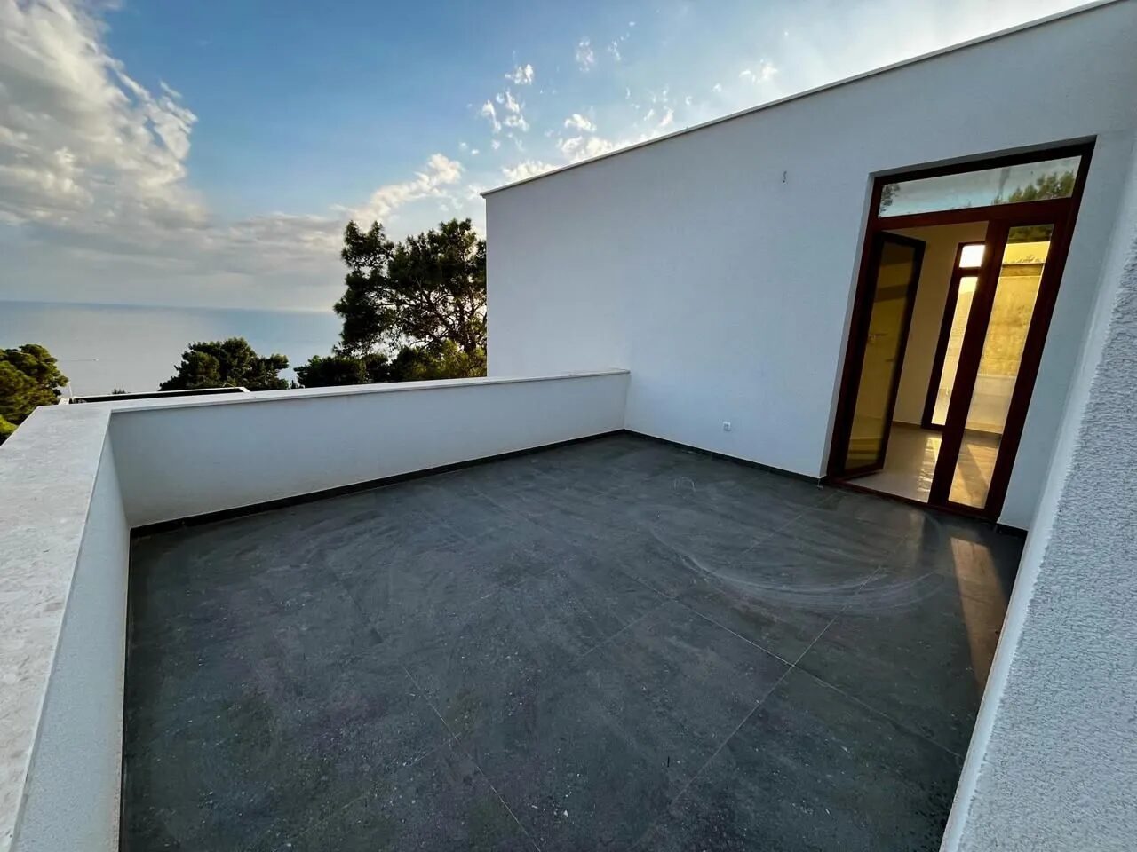 New Villa with Swimming Pool and Garage – Zeleni Pojas, Bar – SunHolidays Montenegro