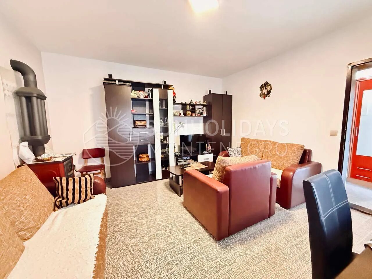 Two Houses with 4 One-Bedroom Apartments – Zankovici, Sutomore – SunHolidays Montenegro