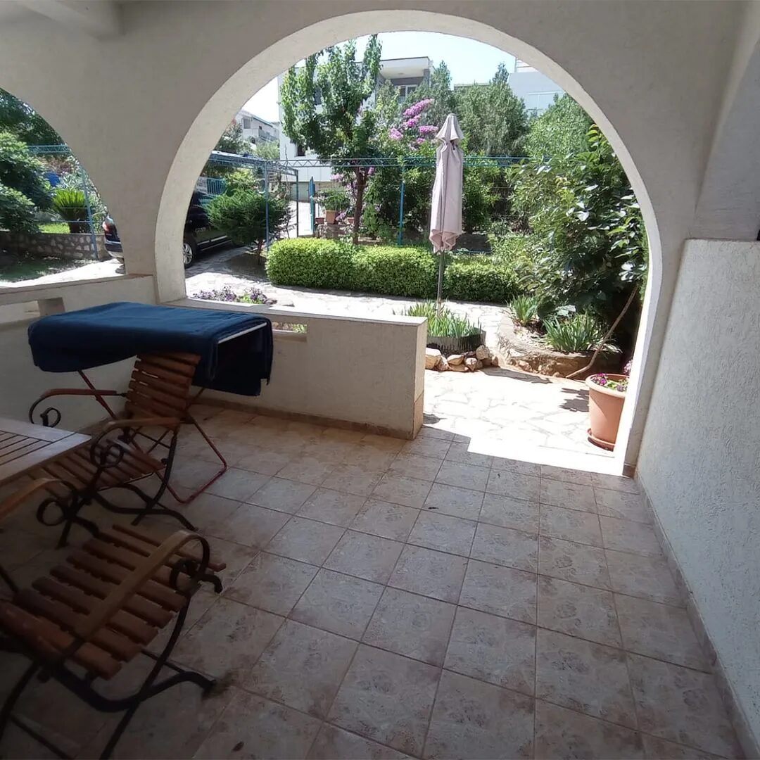 Studio Apartment for Summer Rent, Utilities Included – Dubrava, Bar – SunHolidays Montenegro