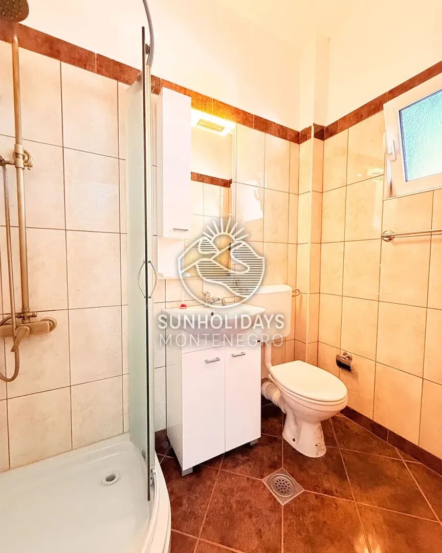 Spacious Three-Bedroom Apartment with Sea View for Rent – Bjelisi, Bar – SunHolidays Montenegro