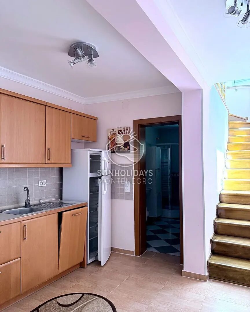 House with Sea View, Garage and Garden – Zagradje, Bar – SunHolidays Montenegro
