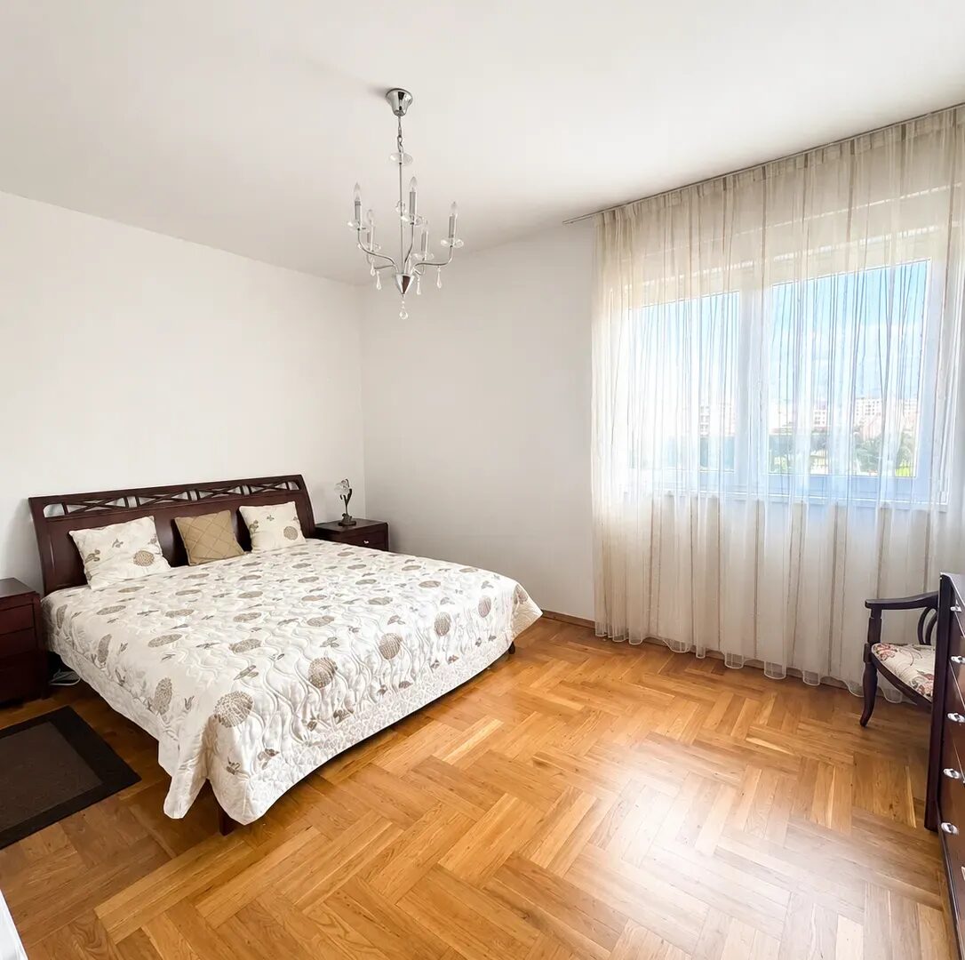 Luxury 85 m² Apartment with Panoramic Sea View, 350 m from the Sea – Bar Centre – SunHolidays Montenegro