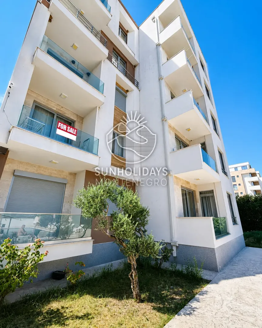New Furnished One-Bedroom Apartment in a Complex with Pool – Ulcinj – SunHolidays Montenegro