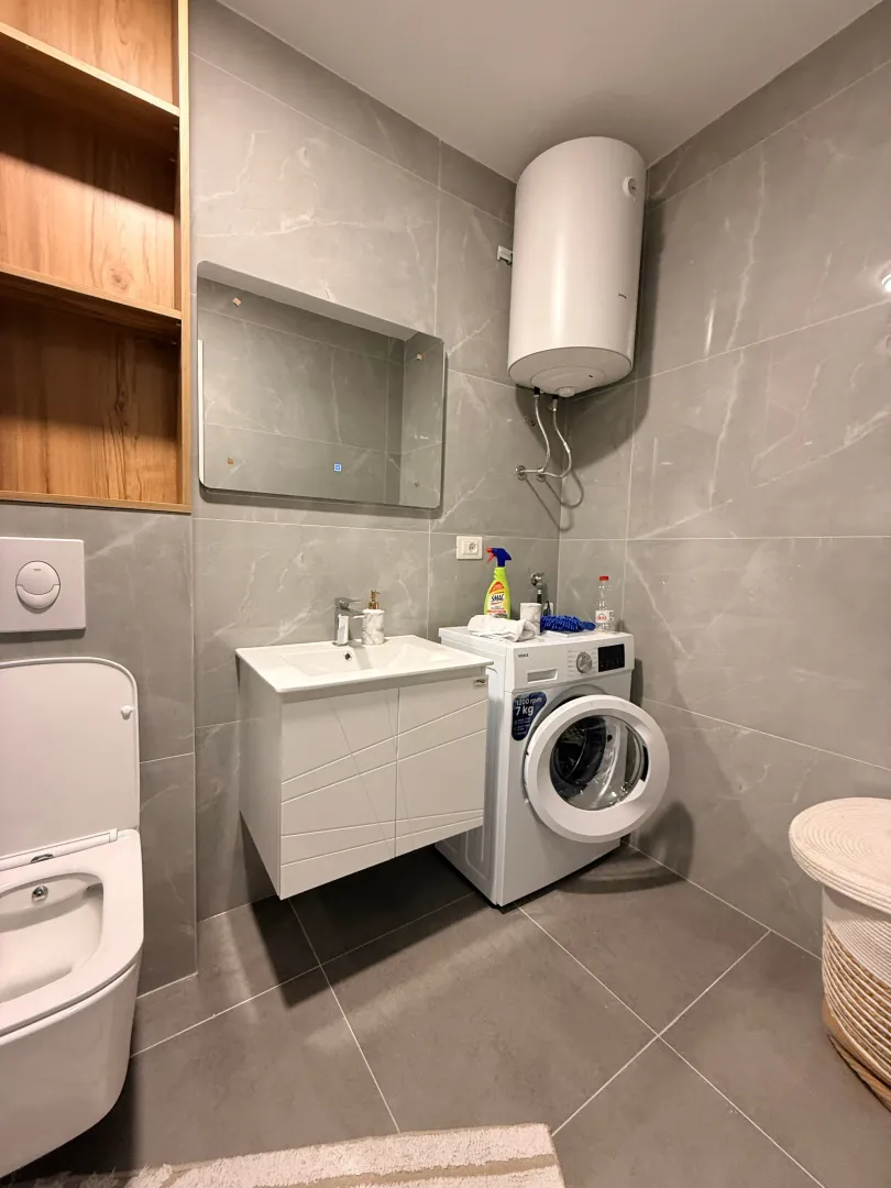 New Furnished One-Bedroom Apartment on Teuta Boulevard – Ulcinj – SunHolidays Montenegro