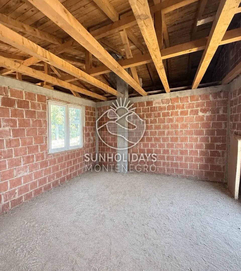 Half of a House with Sea View – Zankovici, Sutomore – SunHolidays Montenegro