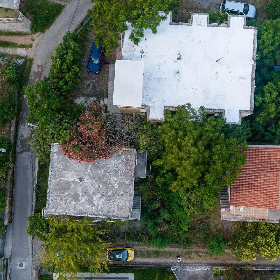 Large Family House with Two Separate Apartments – Sutomore – SunHolidays Montenegro